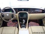 2007款 捷豹XJ XJ6L 3.0 皇家加长版