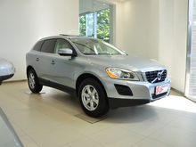 2011 ֠XC60 2.0T Ű