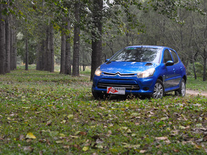 2012�� ѩ����C2 1.4 �ֶ�������