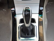 2017 ȁe5 300 s