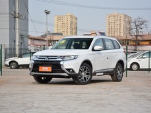 2018 W{ 2.0L Θ 7