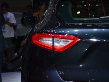 2019 Levante 3.8T Trofeo