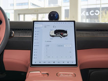 2024 εEC7 75kWh