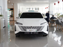 2025 ݄PHEV ǻ{L 145KM ܰ