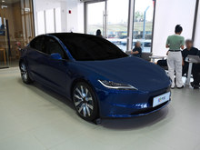 2025 Model 3 ݆Ӱ