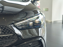 2025 YCLE CLE 300 4MATIC AI܇