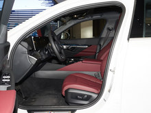 2025 Ri5 eDrive 35L M\b