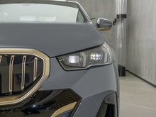 2024 R5ϵ 525Li M\b