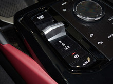 2025 Ri5 eDrive 35L M\b