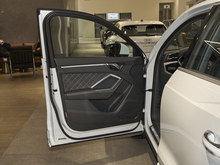 2026�� �W��Q3 quattro 45�����ذ� 35TFSI �r(sh��)�Є�(d��ng)����