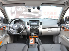 中控方向盘图片