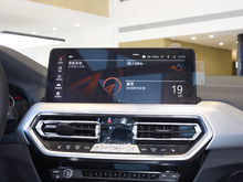 2024 iX3 