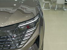 2025�� �п� �Ŀ� ���� 2.0L CVT XV���İ�