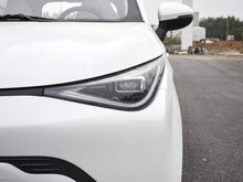 2025 QQ 305km 